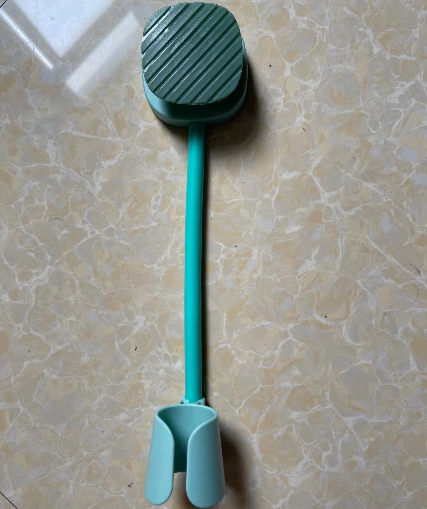 Suport Uscător de Păr Hands-Free – Reglabil pe Înălțime și Unghi, Montare Fără Găuri, Fixare Puternică